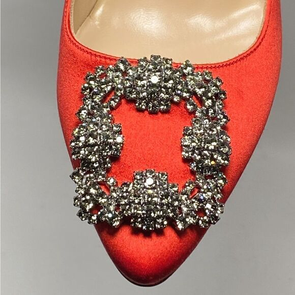 Manolo Blahnik Hangisi 105MM Embellished Satin Pumps size 35.5 - Picture 11 of 15